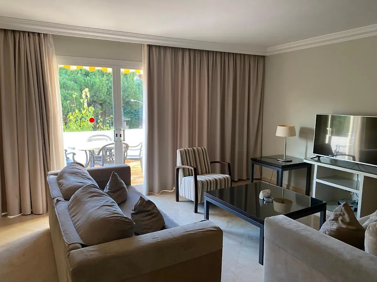Apartamento De Lujo Elviria Urb Ona Club Marbella Apartment
