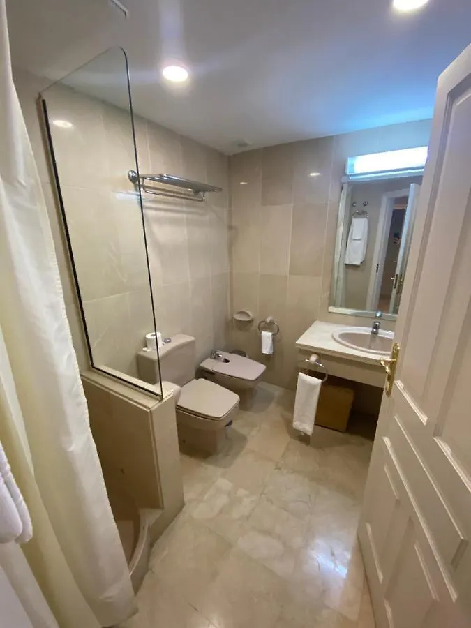 Apartamento De Lujo Elviria Urb Ona Club Marbella Apartment