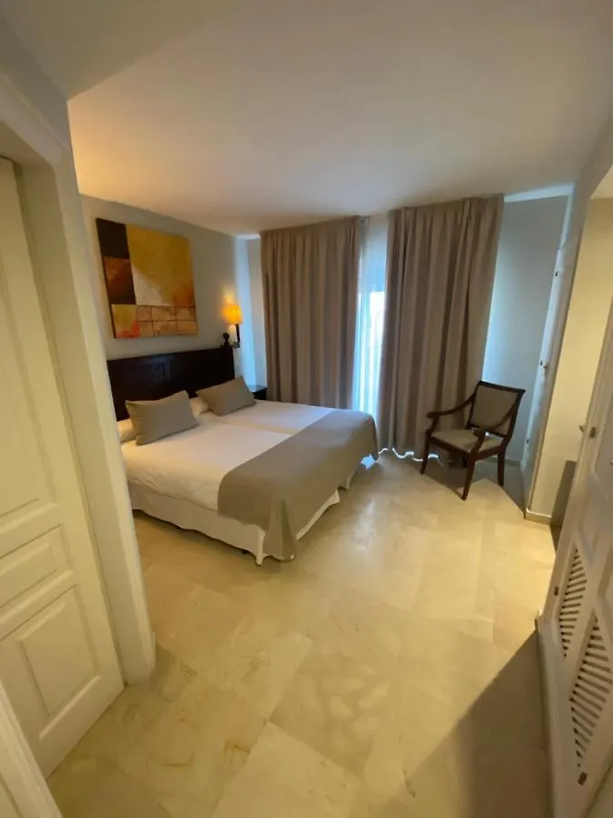 Apartamento De Lujo Elviria Urb Ona Club Marbella Apartment